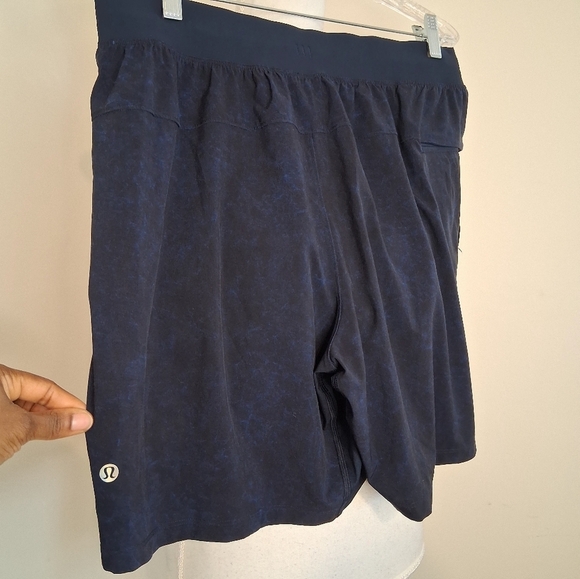 Lululemon T.H.E. Short 7" *LinerlessGravel Dust True Navy Multi Size Large - Picture 9 of 14